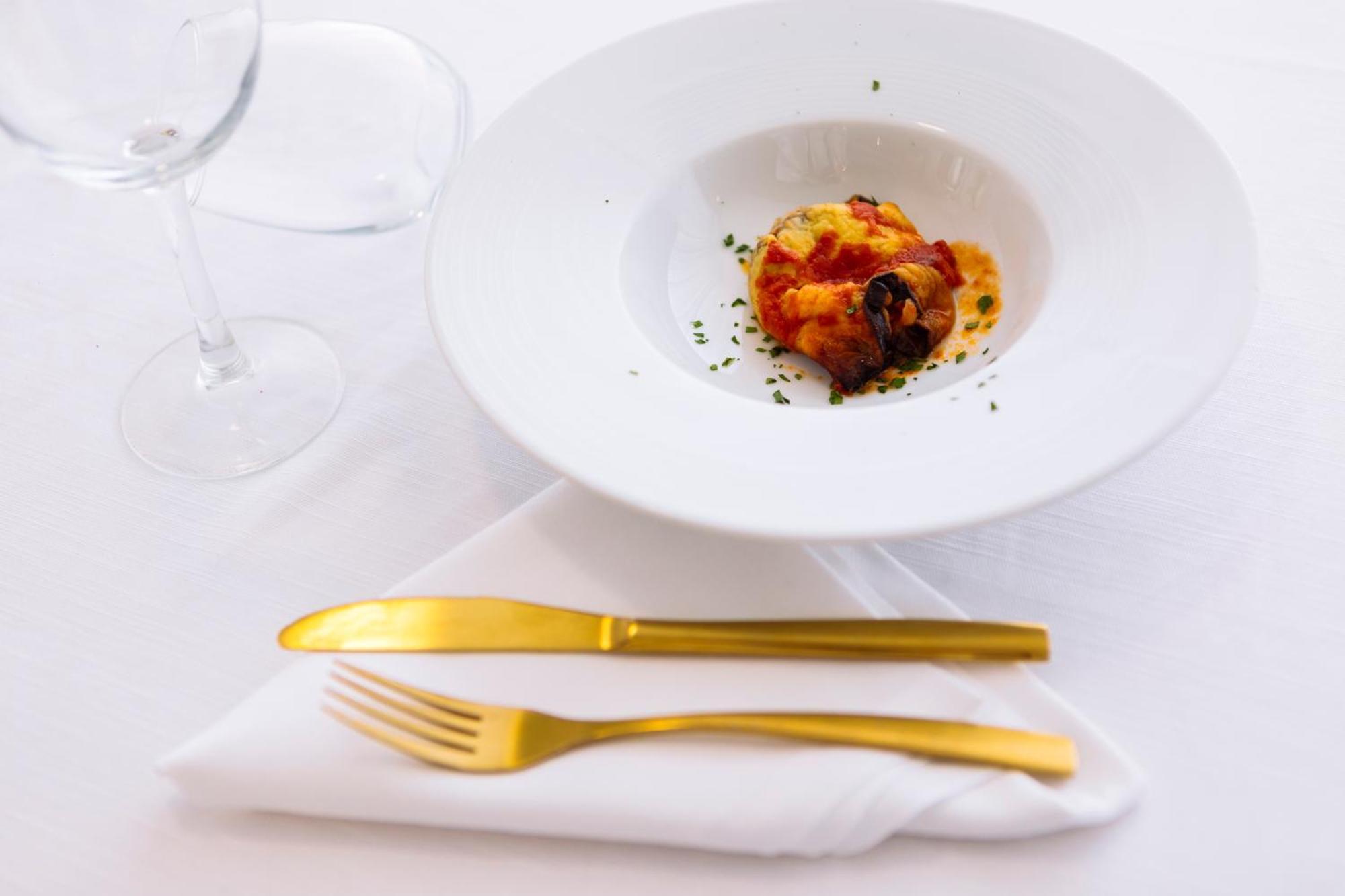 Hotel Leon - Ristorante Al Cavallino Rosso Сан-Джованни-Ротондо Экстерьер фото