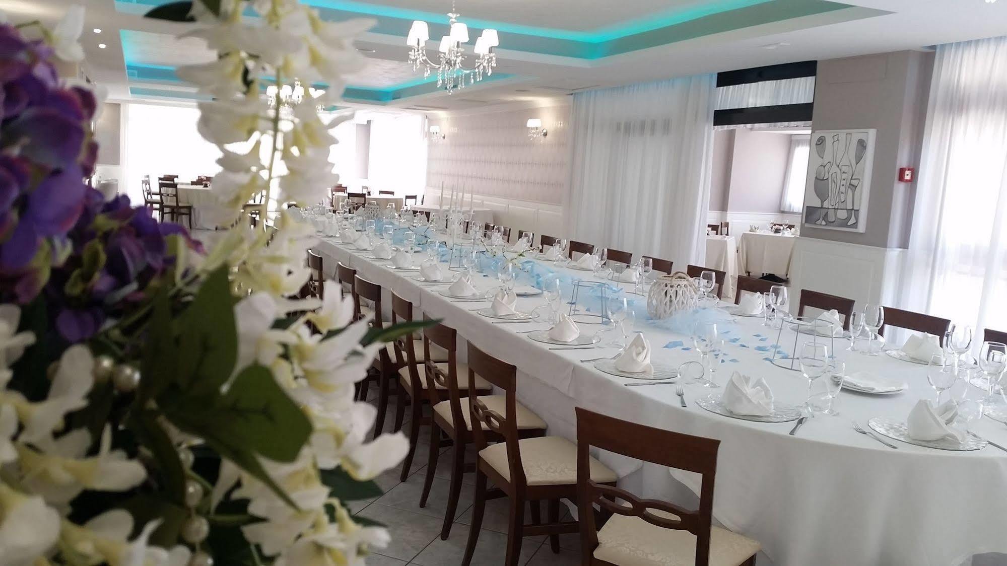 Hotel Leon - Ristorante Al Cavallino Rosso Сан-Джованни-Ротондо Экстерьер фото